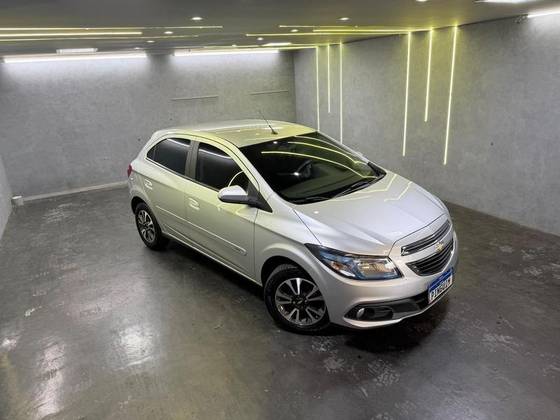 CHEVROLET ONIX 1.4 MPFI LTZ 8V FLEX 4P MANUAL